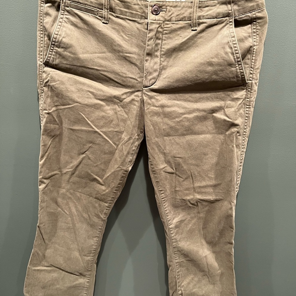 Women’s pixie style pants
